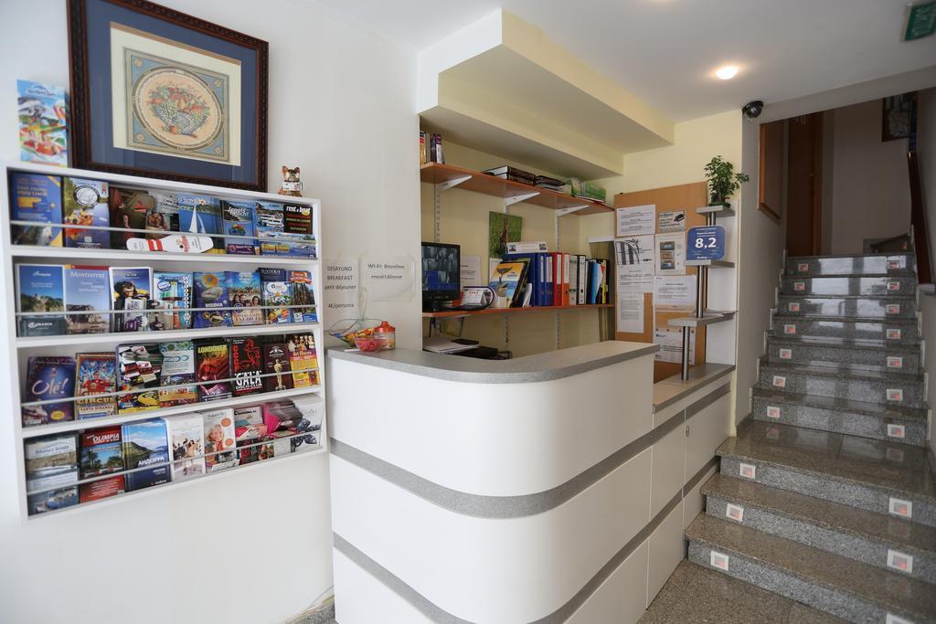 Royal Inn Aparthotel Lloret de Mar Exterior photo